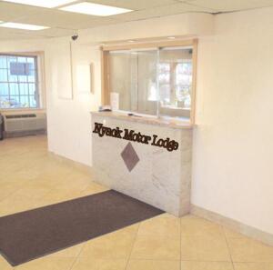 Photo – "Nyack Motor Lodge"