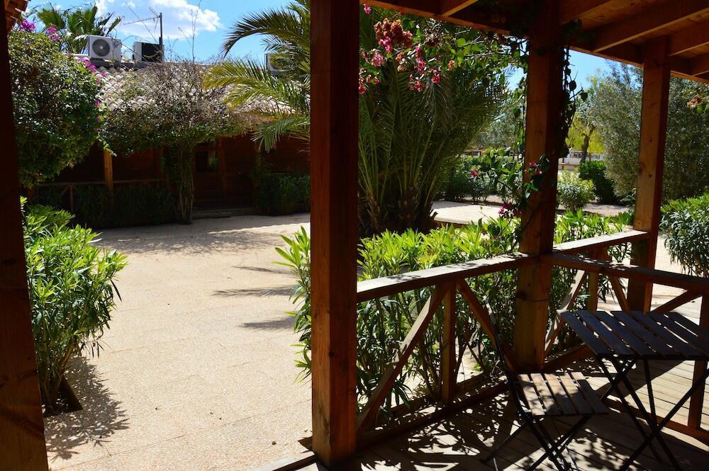 Foto del exterior de El Rancho