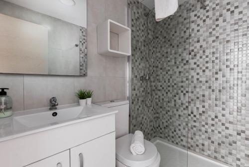 Foto del baño de YourHouse Acapulco Apartments