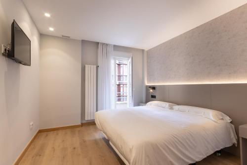 Foto general de EightRooms La Rioja Pension