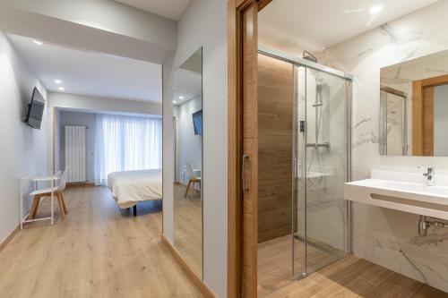 Foto de una habitación de EightRooms La Rioja Pension