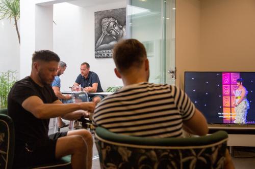 Foto de los servicios de Elite Hotel - Gay Men Only