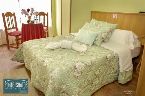 Foto de una habitación de Hostal Ponte Dos Santos