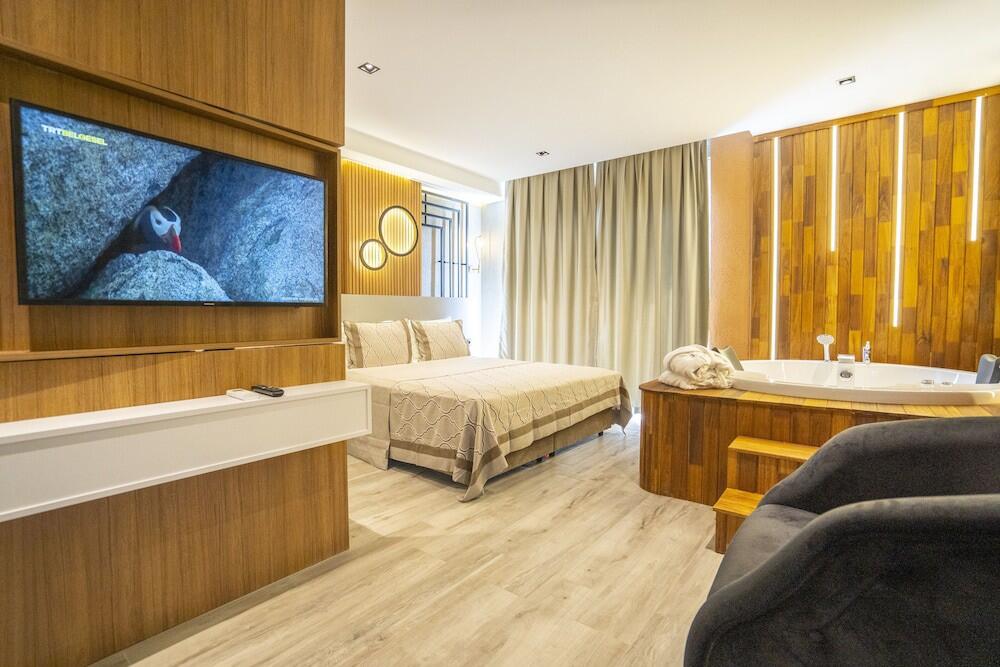 Foto de una habitación de Antalya Suite Hotel &amp;amp; Spa