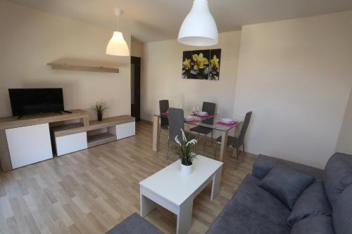 Foto de una habitación de Apartamento turisticos Puente Romano P3 1-A