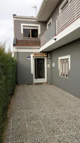 Foto del exterior de La Villa Hostal