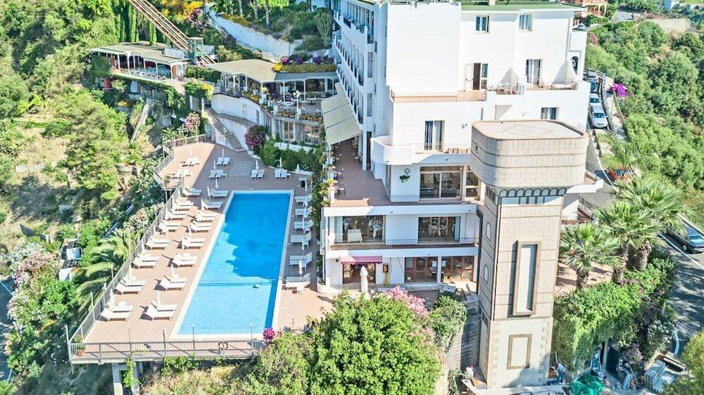 Foto del exterior de Hotel Antares