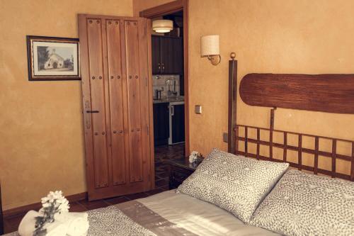 Foto de una habitación de APARTAMENTOS LA JACOBA.