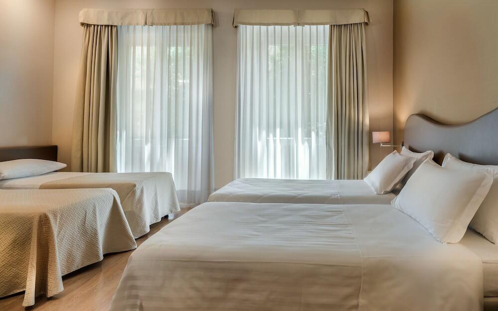 Foto de una habitación de Hotel La Fortezza