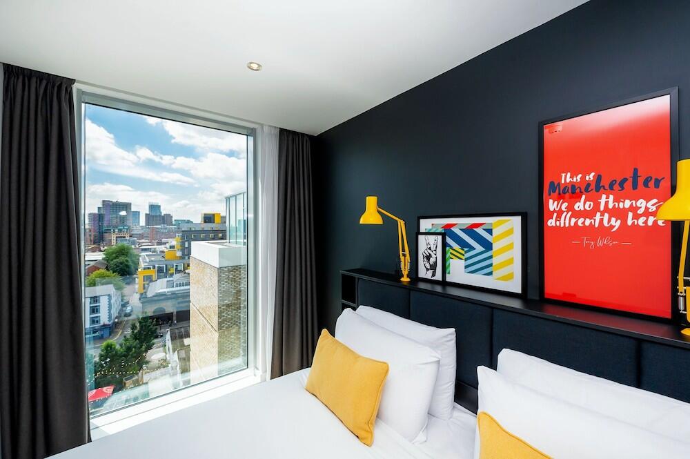 Foto de una habitación de Staycity Aparthotels Manchester Northern Quarter