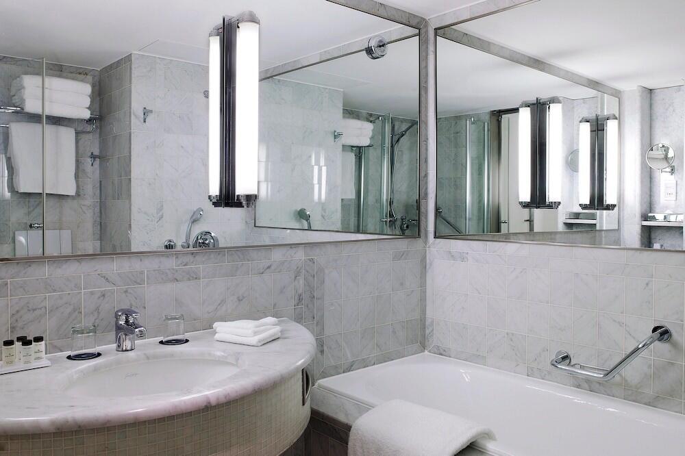 Foto del baño de Sheraton Paris Charles de Gaulle Airport Hotel