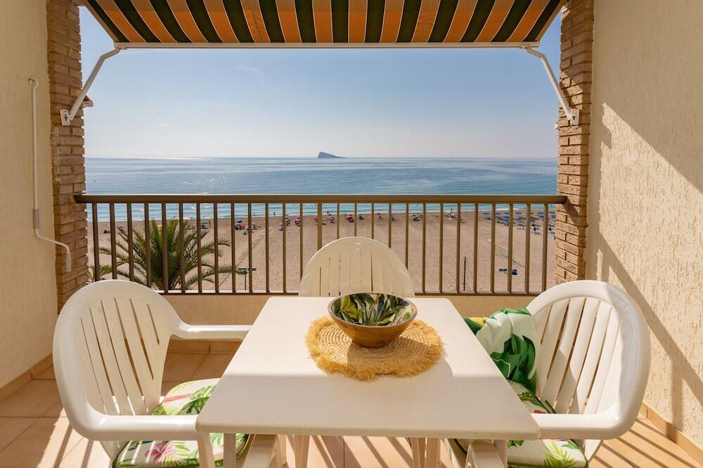 Foto de una habitación de Apartamentos María Cristina Beach