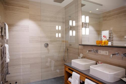 Foto del baño de Valluga Hotel
