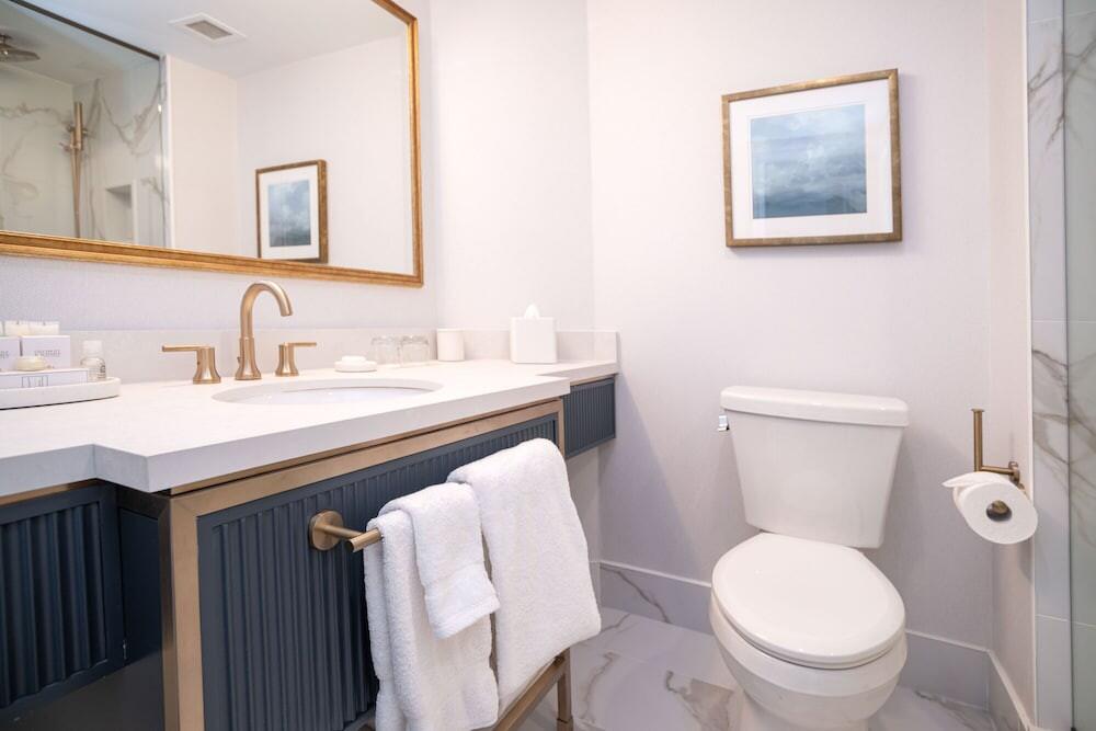 Foto del baño de The Sutton Place Hotel Vancouver