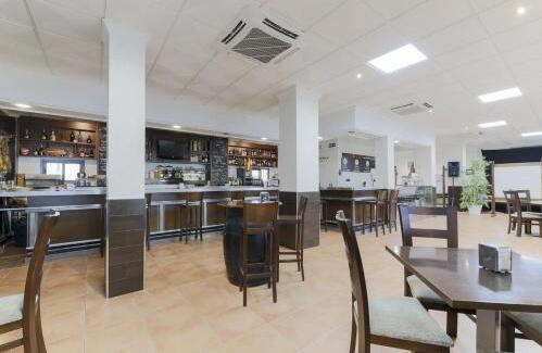 Foto de restauración de HOTEL RESTAURANTE MOYA