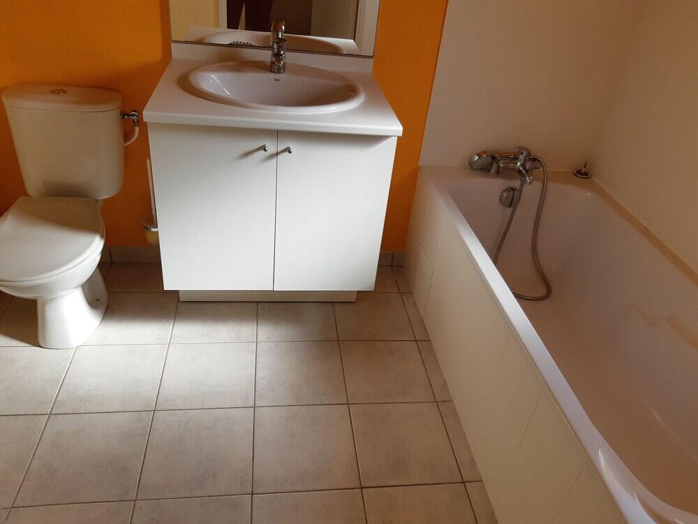 Foto del baño de Lagrange Grand Bleu Vacances – Résidence Le Mas de Torreilles