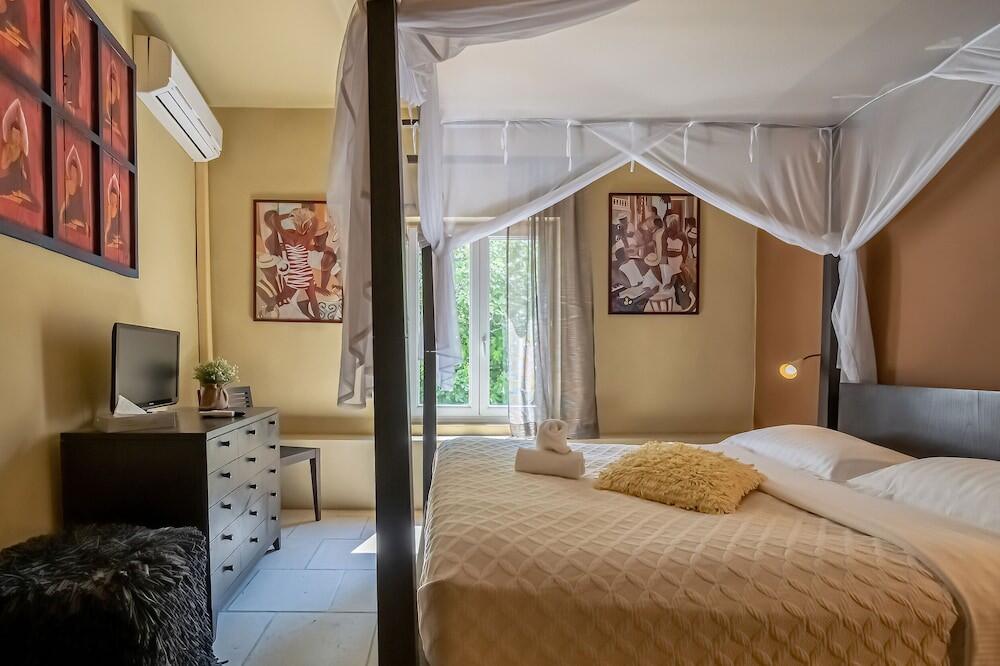 Room – Hostellerie Le Paradou