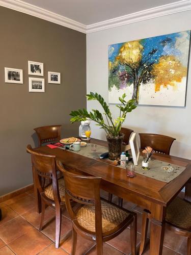Foto de restauración de Bed-and-Breakfast La Quinta Suite Home Share