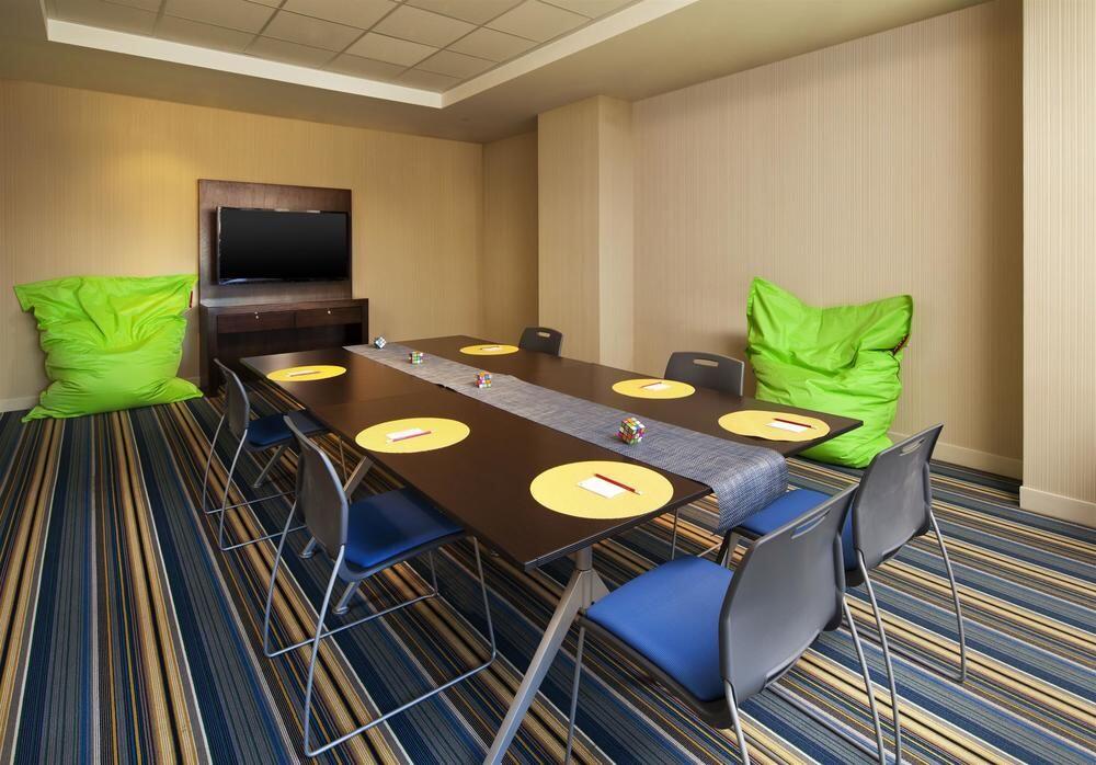 Foto de los servicios de Hotel Aloft San Francisco Airport