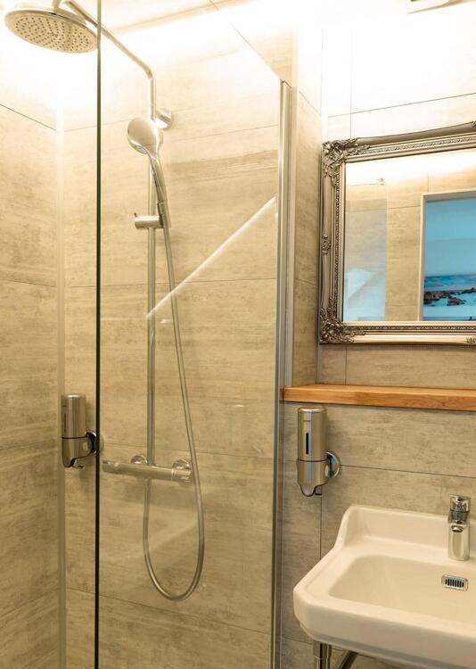 Foto del baño de Grand Hôtel Bénodet Abbatiale Riviera Bretonne