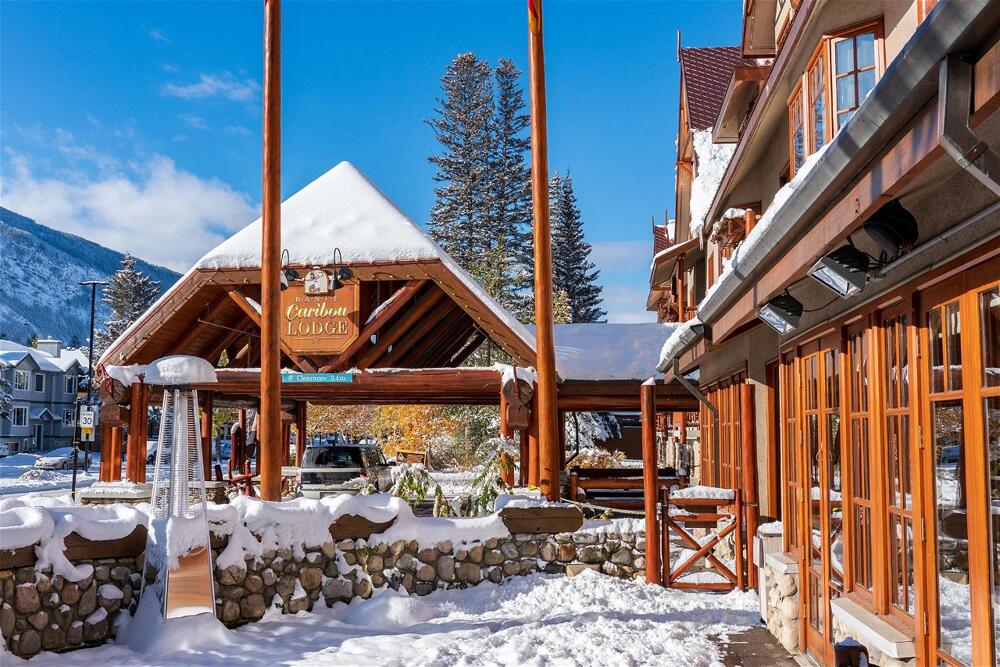 Hotel Banff Caribou Lodge and Spa, Banff - Reserving
