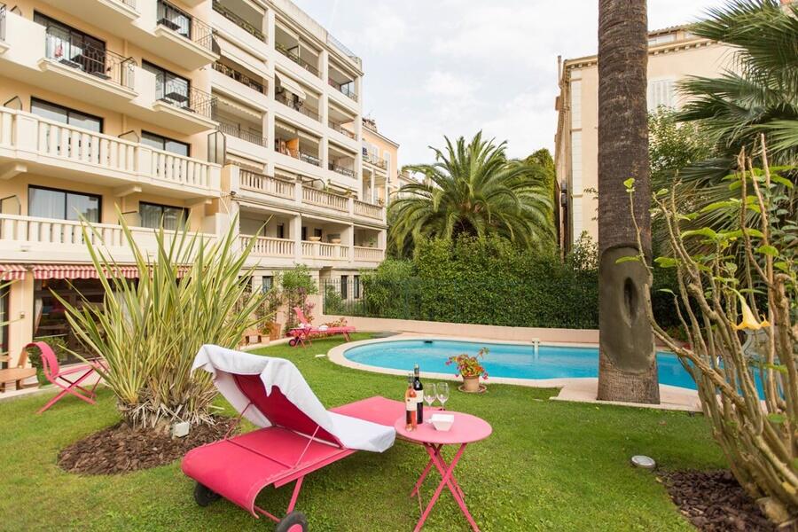 Foto del exterior de Sun Riviera Hotel