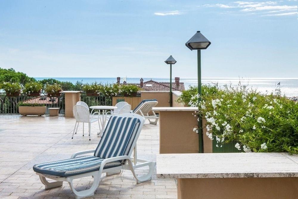 Foto del entorno de President Hotel