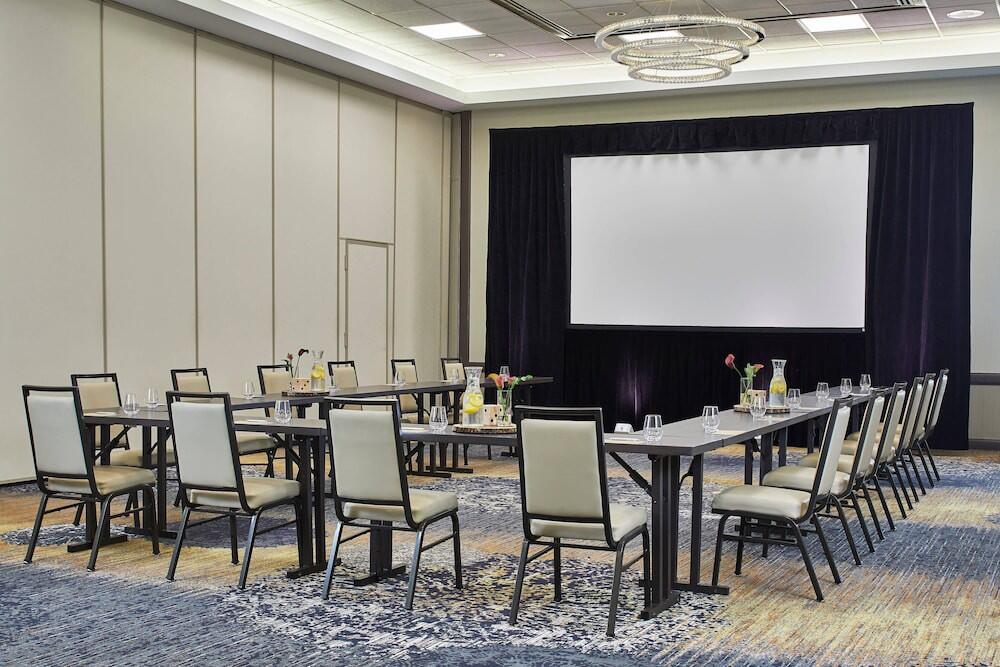Foto general de Renaissance Chicago Glenview Suites Hotel