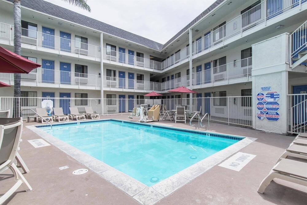Foto de los servicios de Motel 6-Buena Park, CA - Knotts Berry Farm - Disneyland