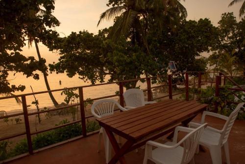 Foto de restauración de Sunset Beach View