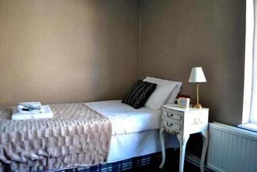 Room – Amber Guesthouse
