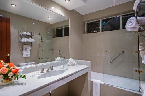 Foto del baño de Club Hotel Centro de Convenciones Cusco