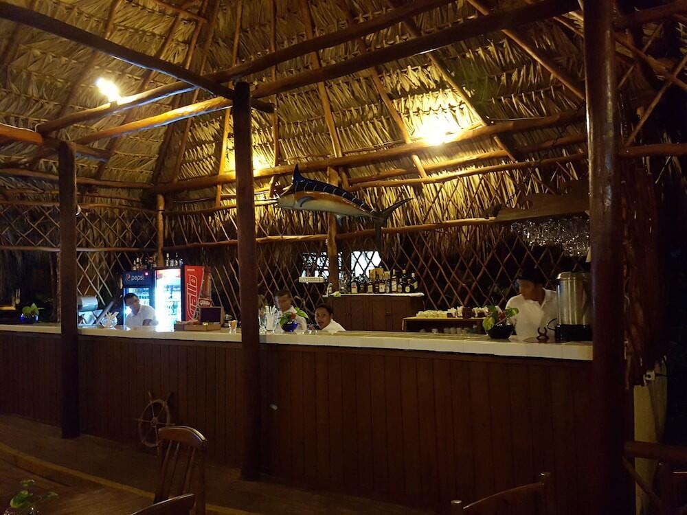 Foto de restauración de Banana Palms Hotel