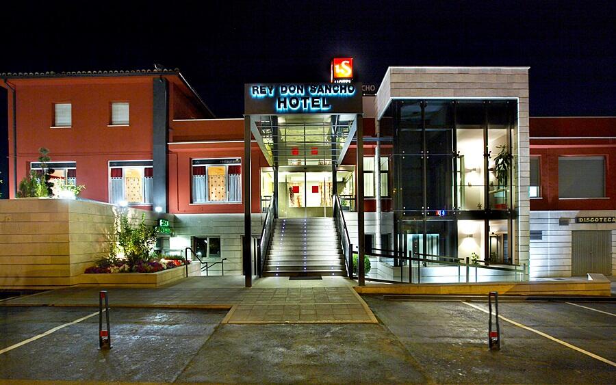 Foto del exterior de Hotel Rey Don Sancho