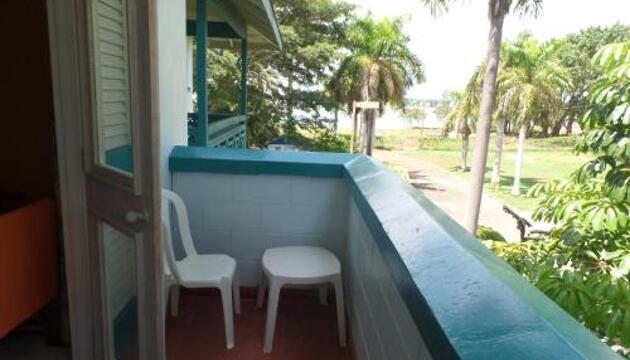 Foto de Point Village Beach Resort