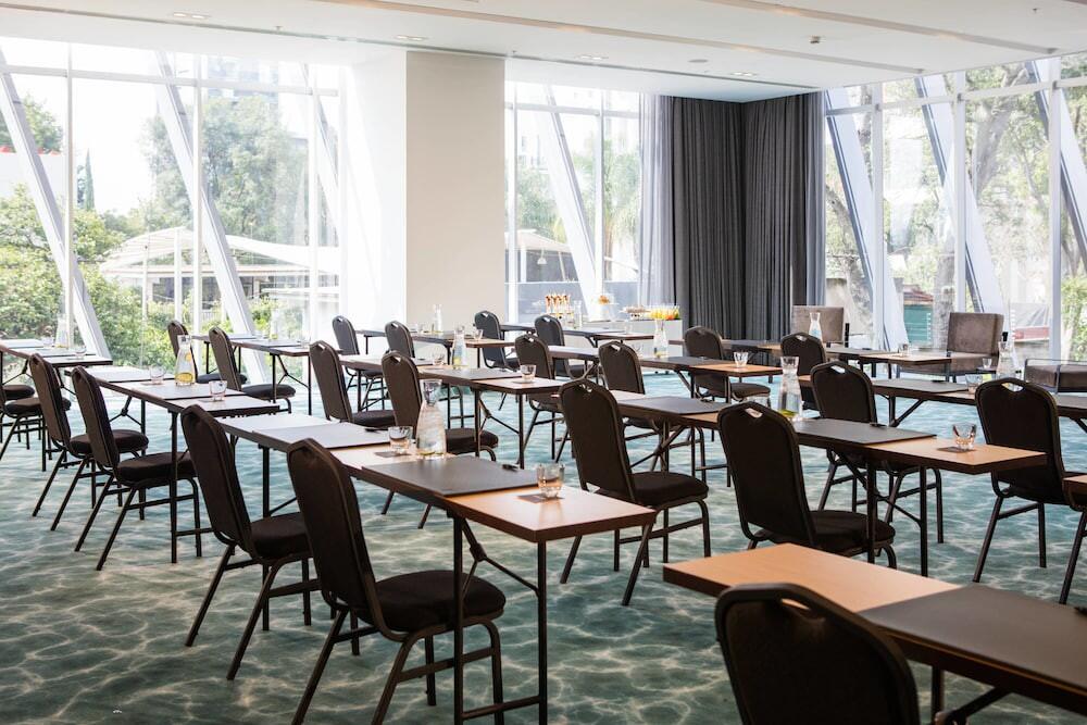 Foto de los servicios de AC Hotel by Marriott Guadalajara Mexico