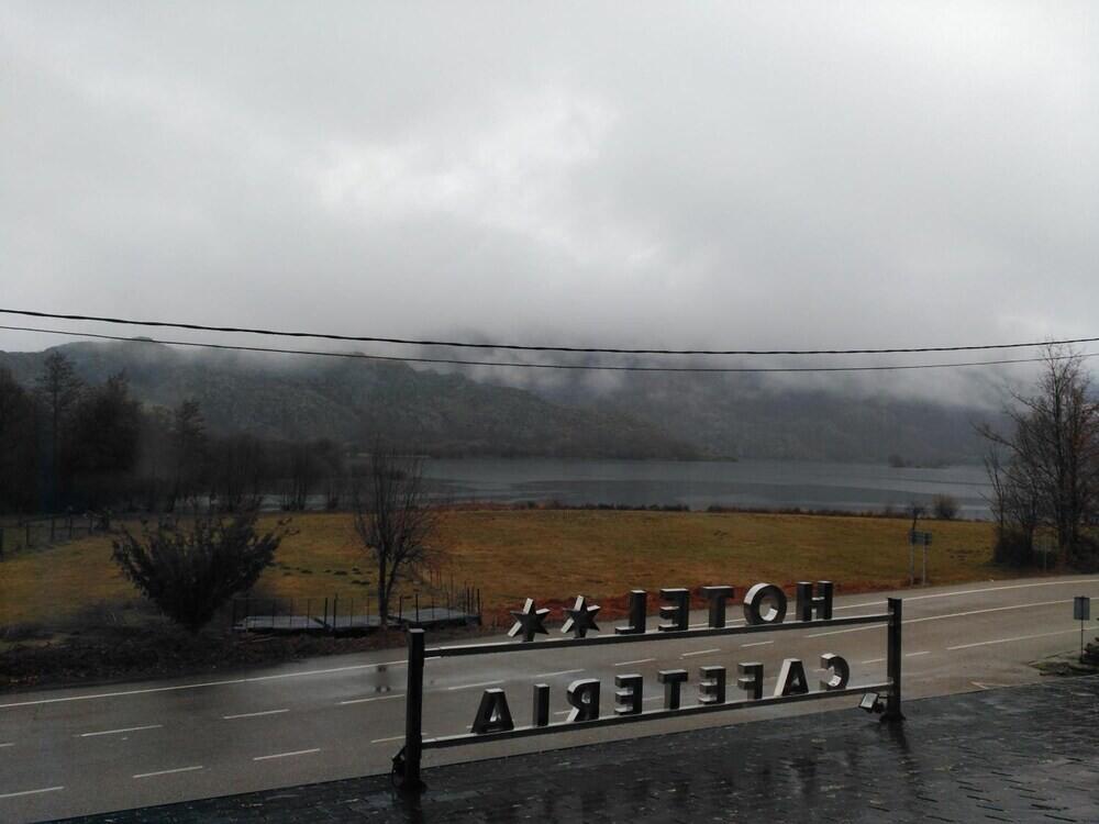 Foto del exterior de Hotel Don Pepe Lago de Sanabria
