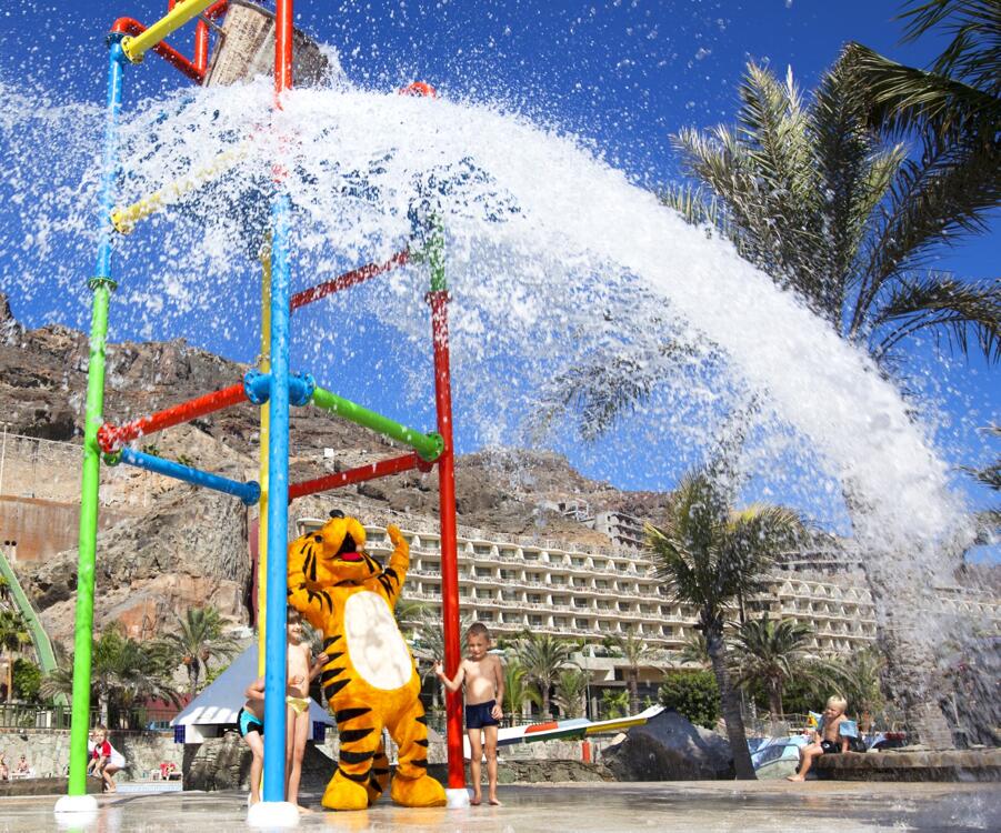 Foto de los servicios de LIVVO Lago Taurito Hotel &amp;amp; Aquapark - All Inclusive