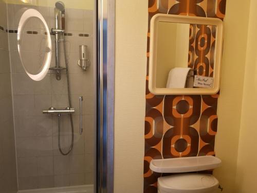 Foto del baño de Detective Hotel