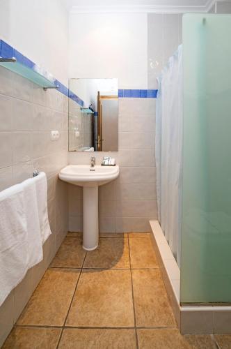 Foto del baño de Hostal Tres Molins