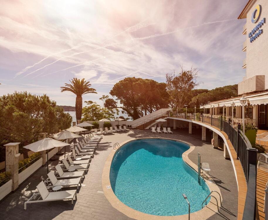Foto general de Hotel Ilunion Caleta Park