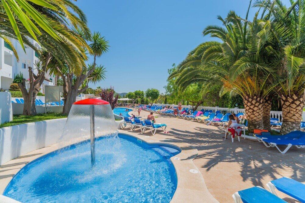 Foto de los servicios de Aparthotel Holiday Center