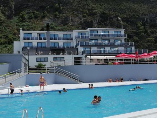 Foto de los servicios de Calamar Hotel