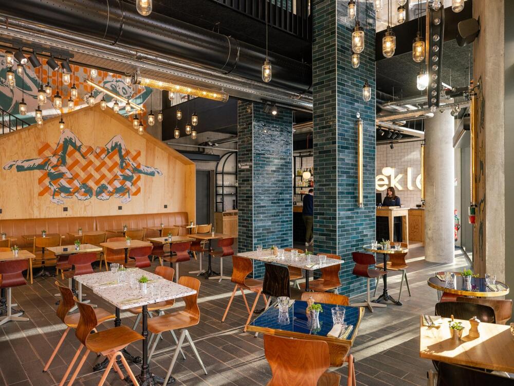 Foto de restauración de Albergue Eklo Paris Expo Porte de Versailles