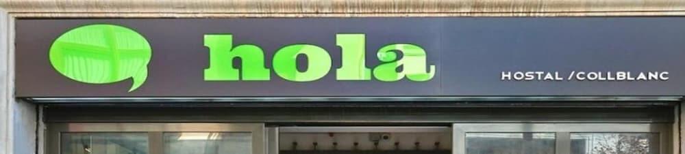 Foto del exterior de Hola Hostal Collblanc
