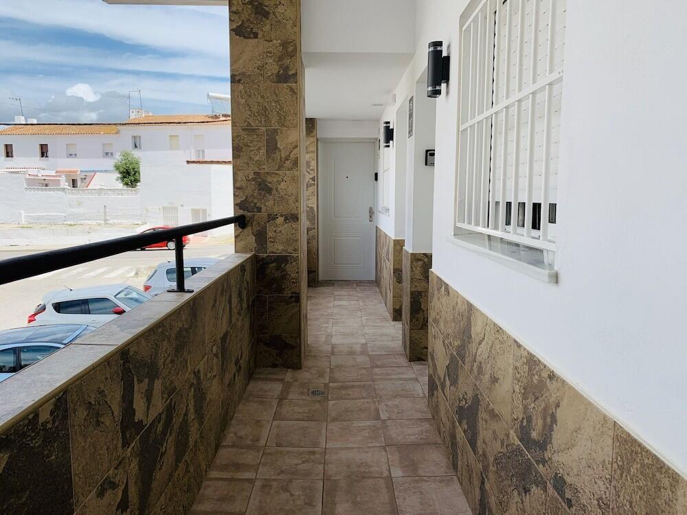 Foto del exterior de Dori Rooms Hostal