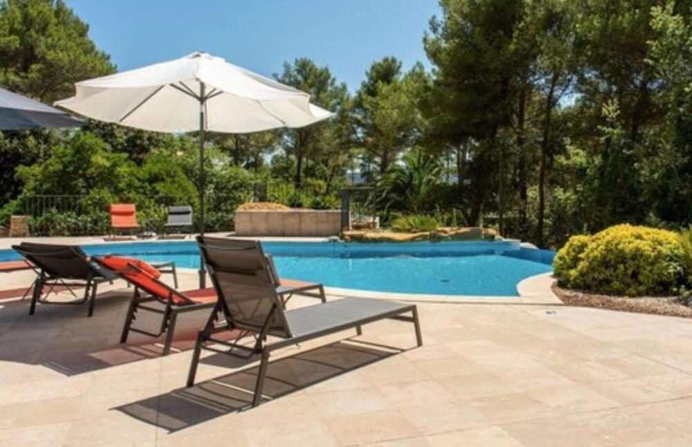 Foto de los servicios de Bed-and-Breakfast Une Pause en Provence