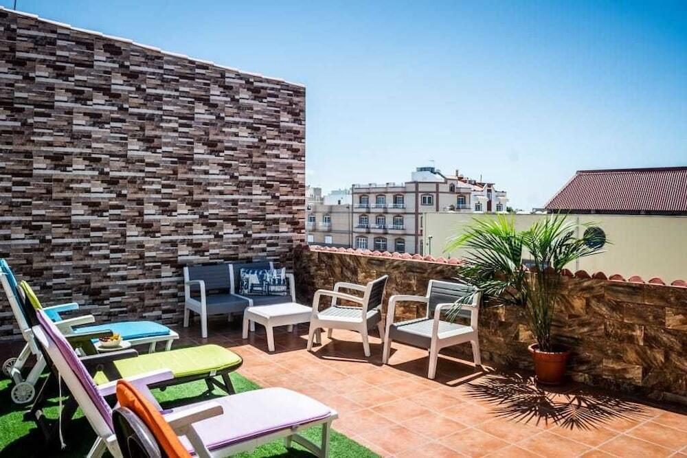 Foto del exterior de Hostel Poseidon - HM