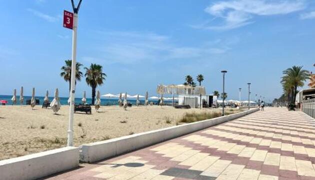 Foto de Aparthotel GOLDEN COAST CALAFELL 2