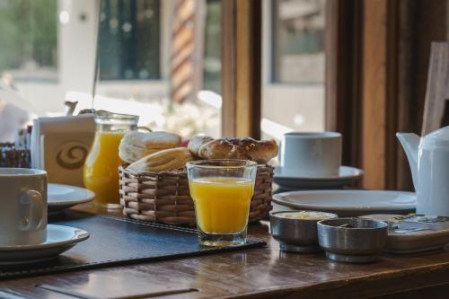 Dining – Aguacanto Cabañas